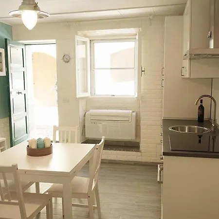 Ai Bastioni Di - 1 Bedroom A Few Meters From The Town Center *