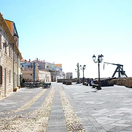 Apartment Ai Bastioni Di - 1 Bedroom A Few Meters From The Town Center
